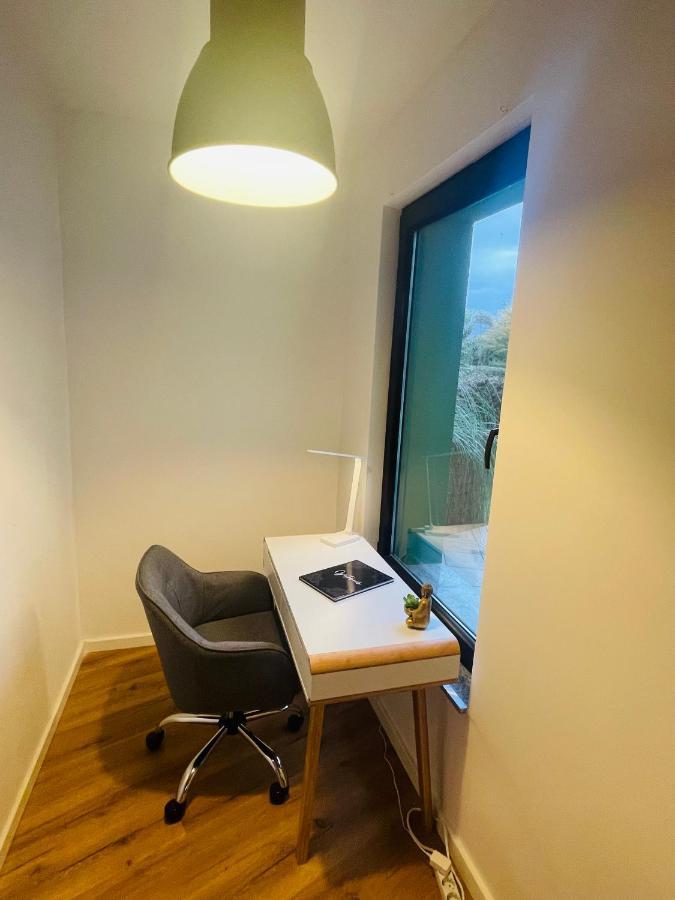 ドゥイスブルグModern * Gemuetlich * Nespresso * Terrasse * Netflixアパートメント エクステリア 写真