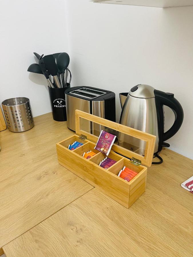 ドゥイスブルグModern * Gemuetlich * Nespresso * Terrasse * Netflixアパートメント エクステリア 写真